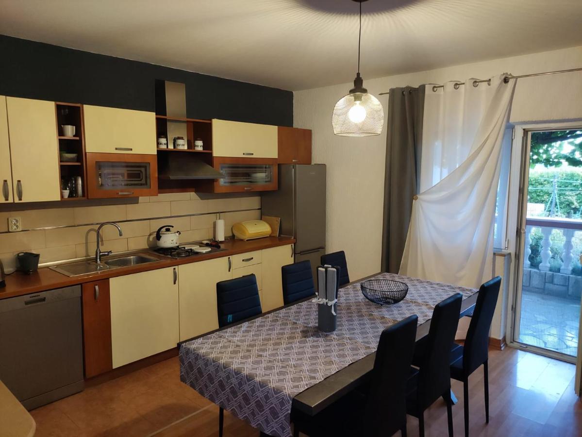 Apartment Cengo Kaštela エクステリア 写真