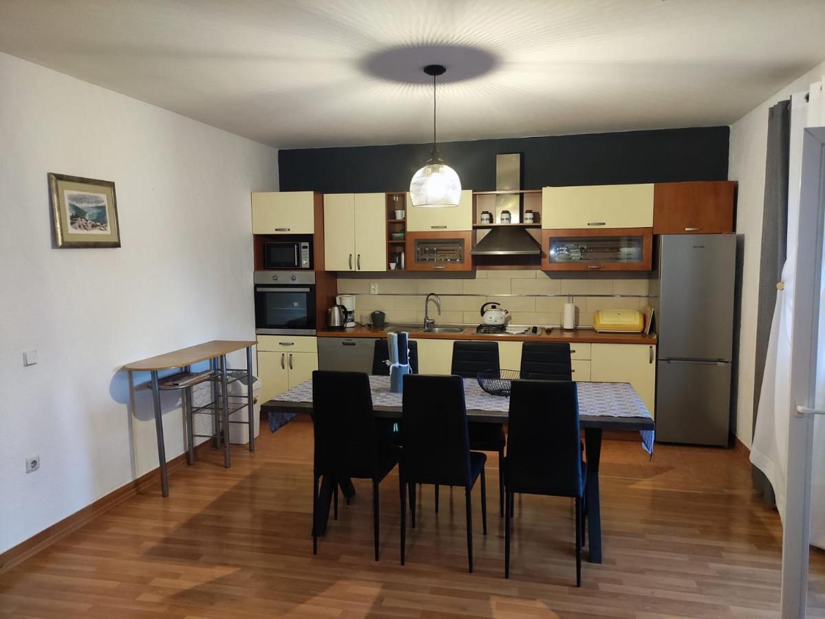 Apartment Cengo Kaštela エクステリア 写真