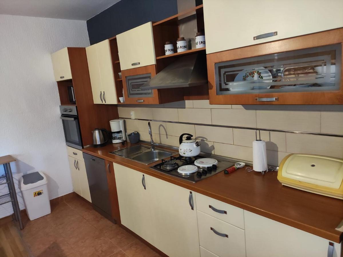 Apartment Cengo Kaštela エクステリア 写真